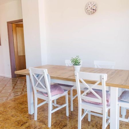 Sobe Kaki In Kivi Hostel Izola Kültér fotó